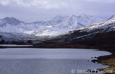 Snow on the Snowdon horshoe (Eryri) and Llynnau Mymbr in Winter
